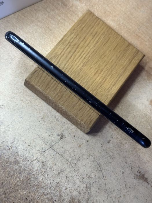 Продаю Iphone XR 128 Neverlock