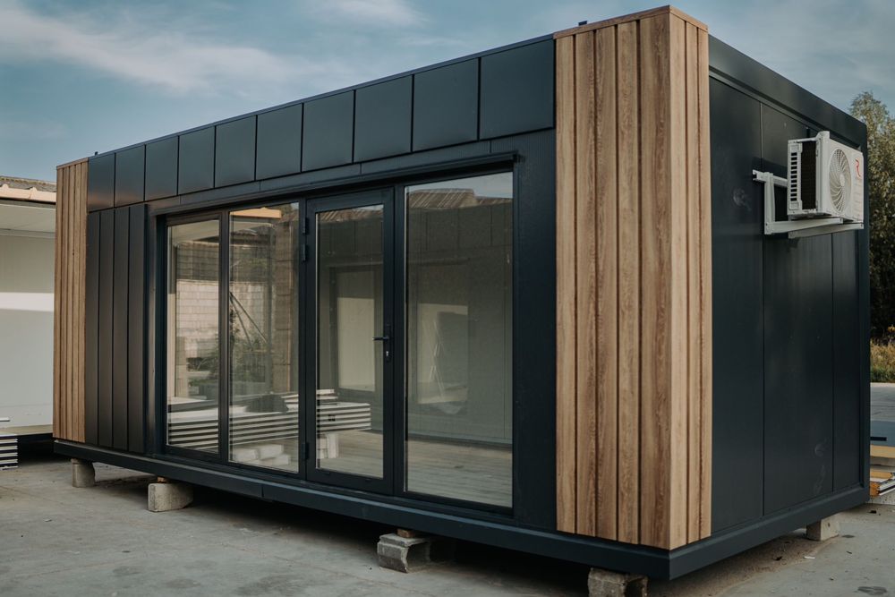 Sprszedaz kontenerów biurowe ,mieszkalne , Socjalne ,stróżówki .