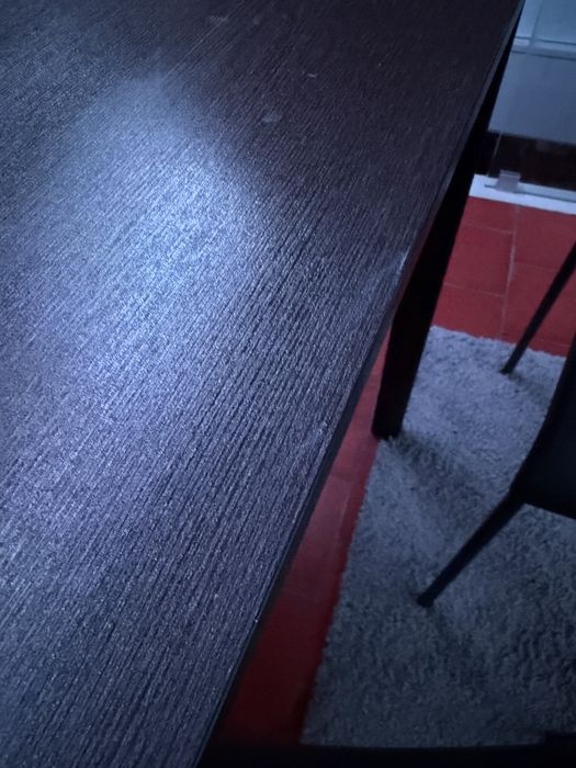 Mesa com cadeiras