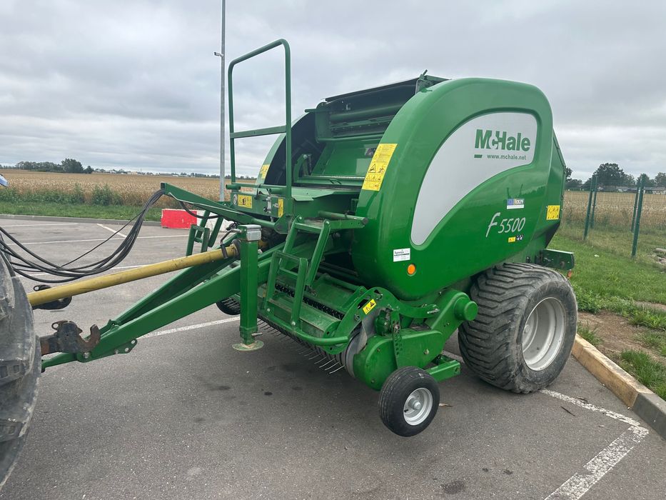 Prasa belujaca mchale f5500 super stan 2017 rok