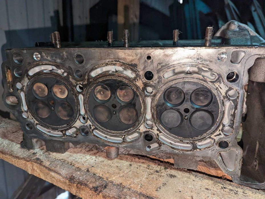 ГБЦ Мерседес 3.0cdi om 642 права