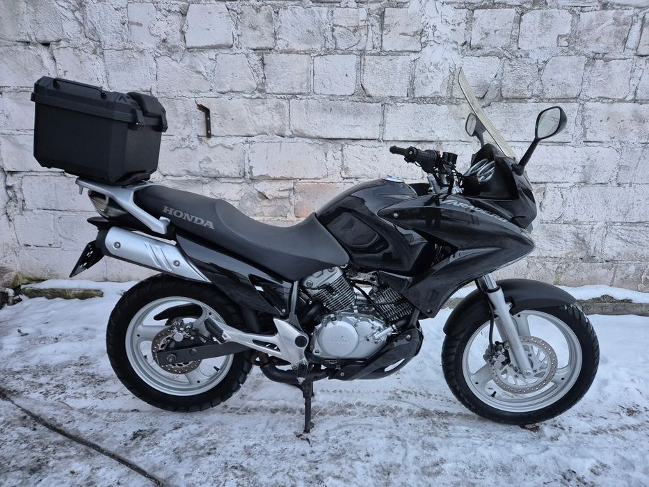 Honda Varadero XL 125 2010 rok na wtrysku kufer 28000km