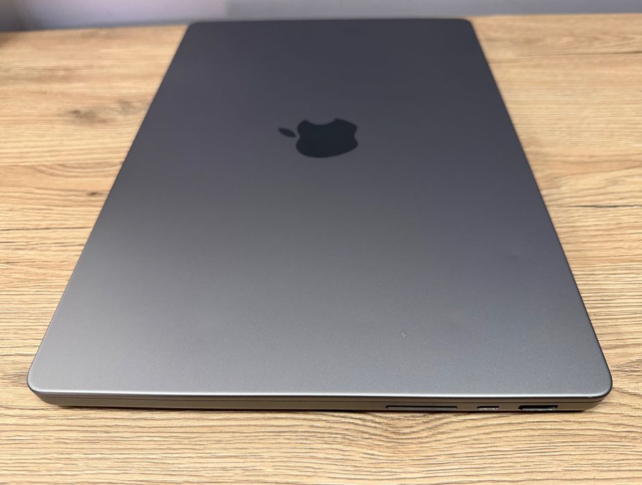 MacBook PRO 14 M2 Pro 10 CPU/ 19 GPU/ 32 RAM/ 512 Space gray Z17G002HU