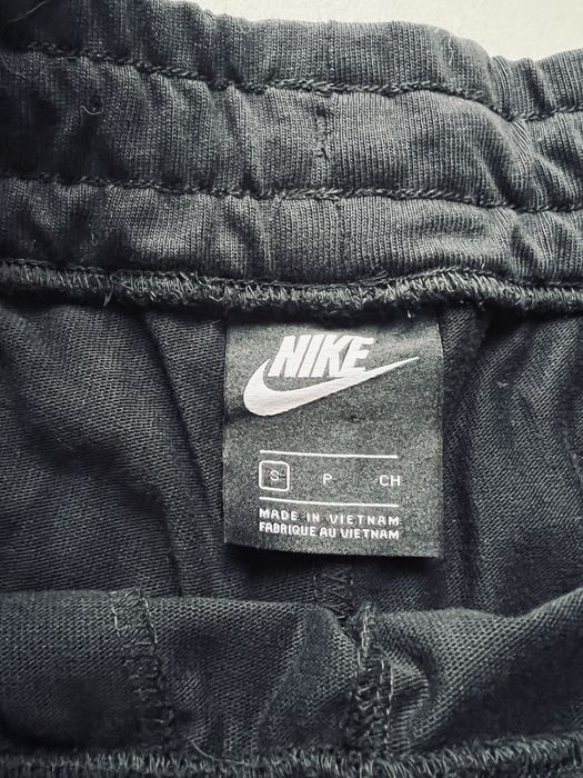 Spodnie dresowe sportowe Nike s