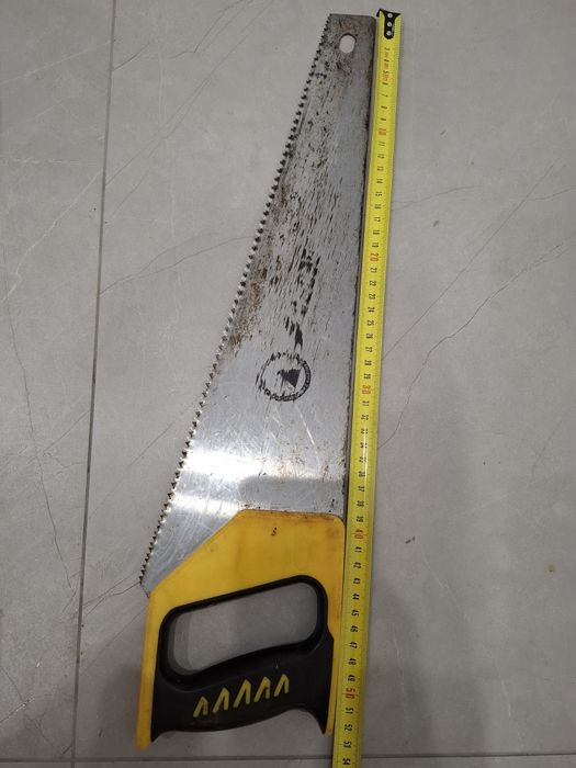 Piła ręczna firmy Dedra