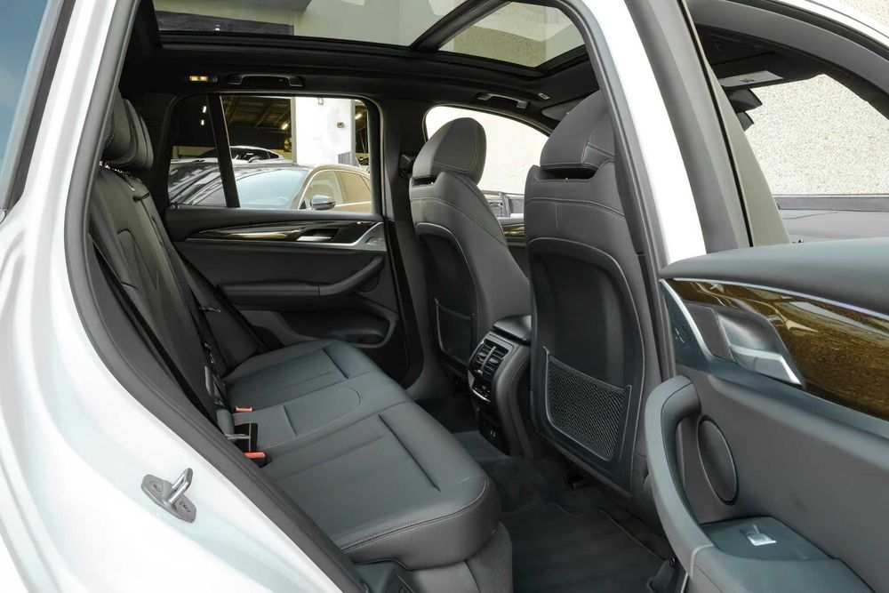 BMW X3 xDrive30i      2023