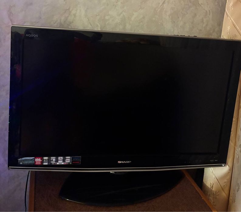Телевізор “Sharp” 32 дюйми