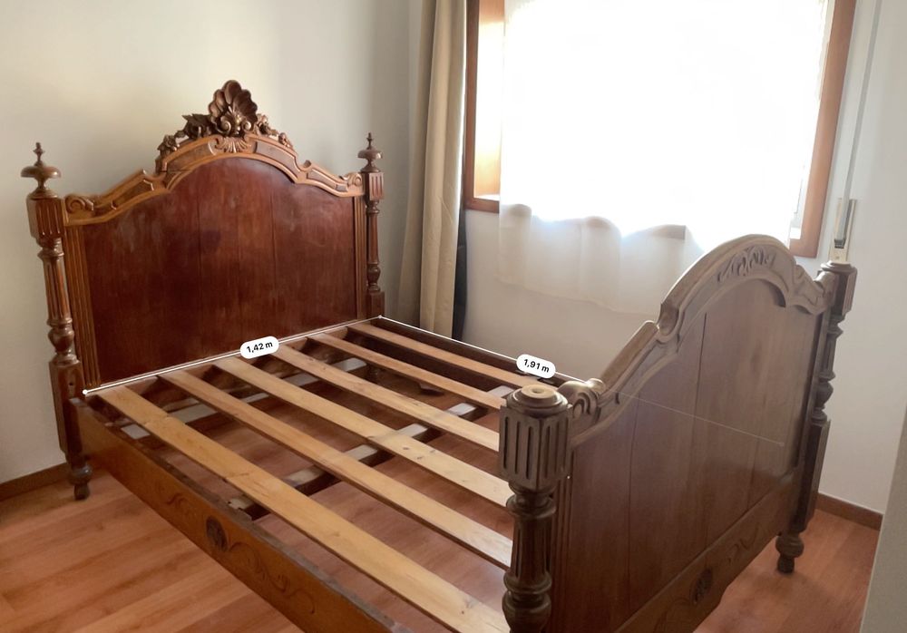 Cama madeira vintage