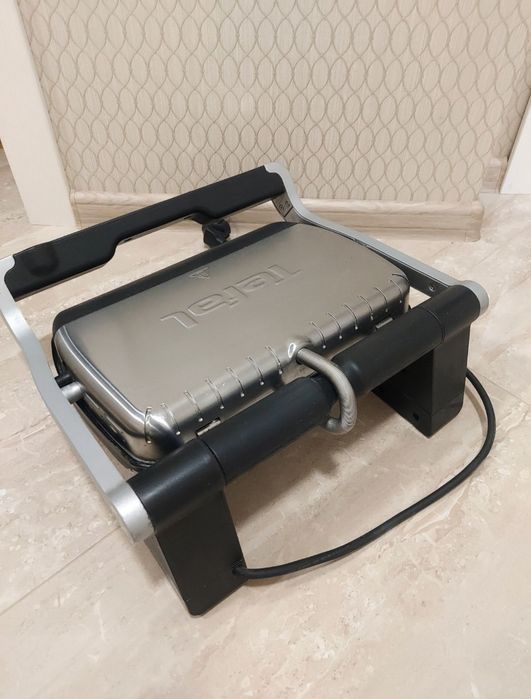 Продам Гриль Tefal    OptiGrill