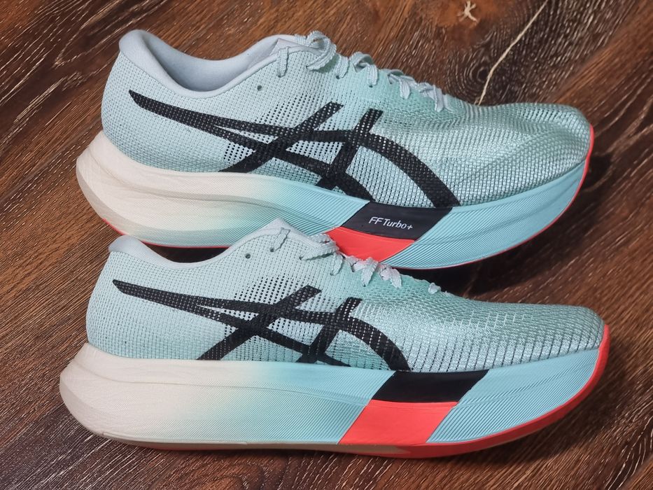 Оригінал 100% Кросівки Asics Metaspeed Sky Paris  EURO 44.5