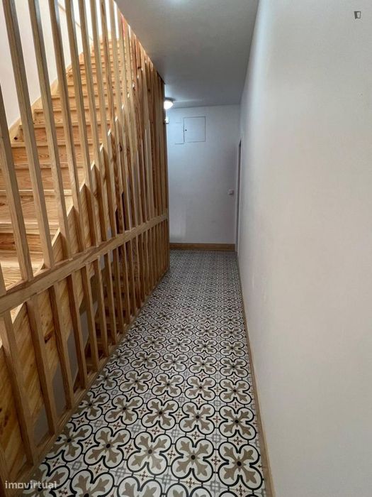 Estúdio - localizado em Almada Lisbon