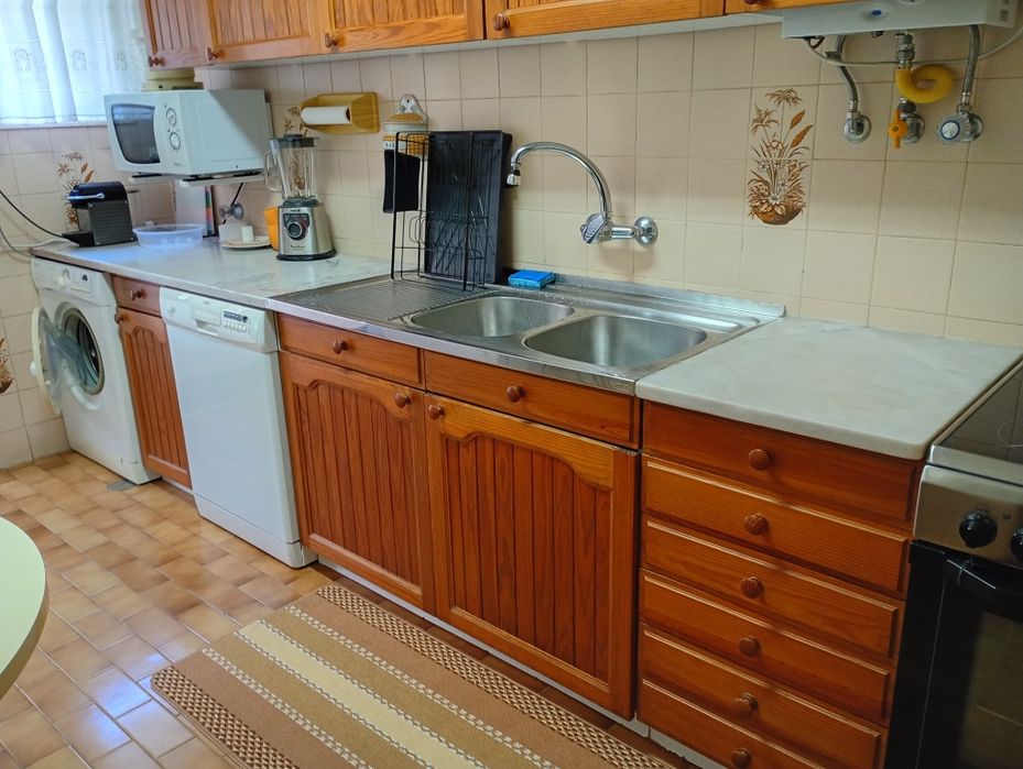 Alugo Quarto em Telheiras a Estudante Universitário