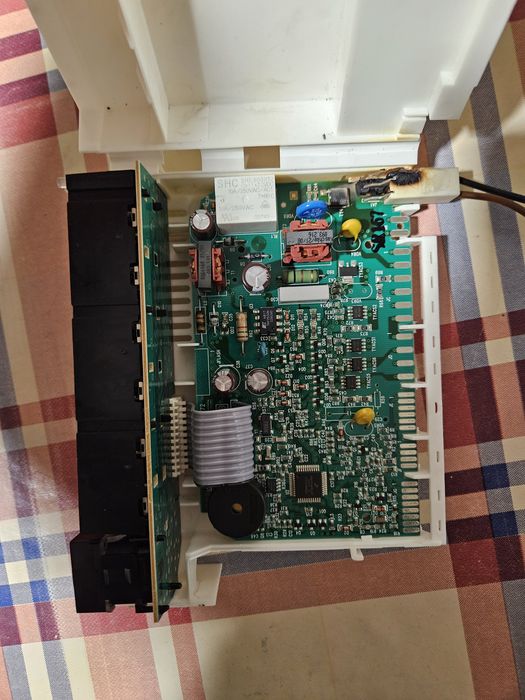 Uszkodzony moduł zmywarki