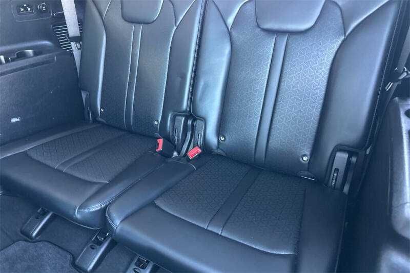 2022 Kia Sorento Hybrid EX