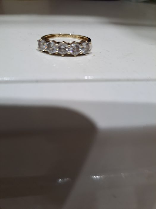 Pierścionek złoty pr.375