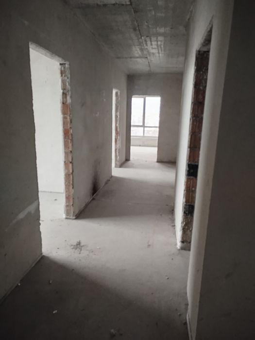 Продаж 3-кім. Виговського СБ-груп