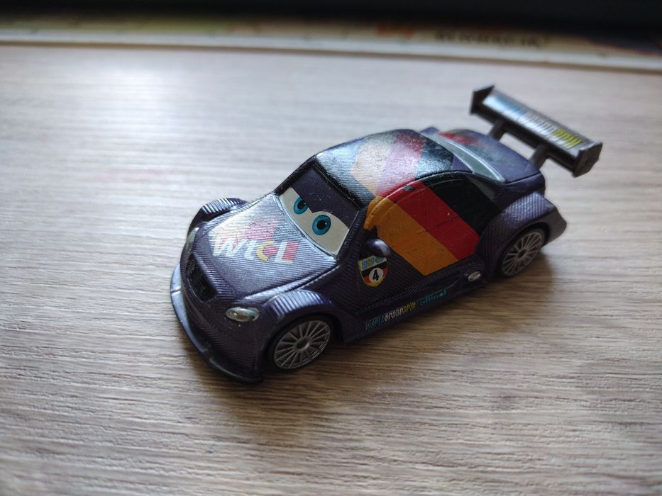 Cars 5 aut mattel
