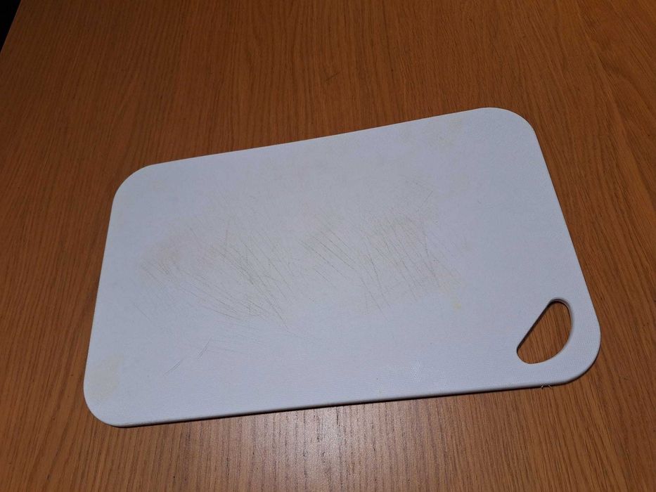 Cutting Board – Good Condition430892872568688641