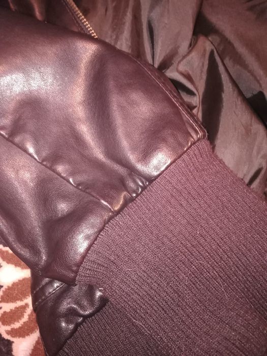Курточка кожаная размер S, М.