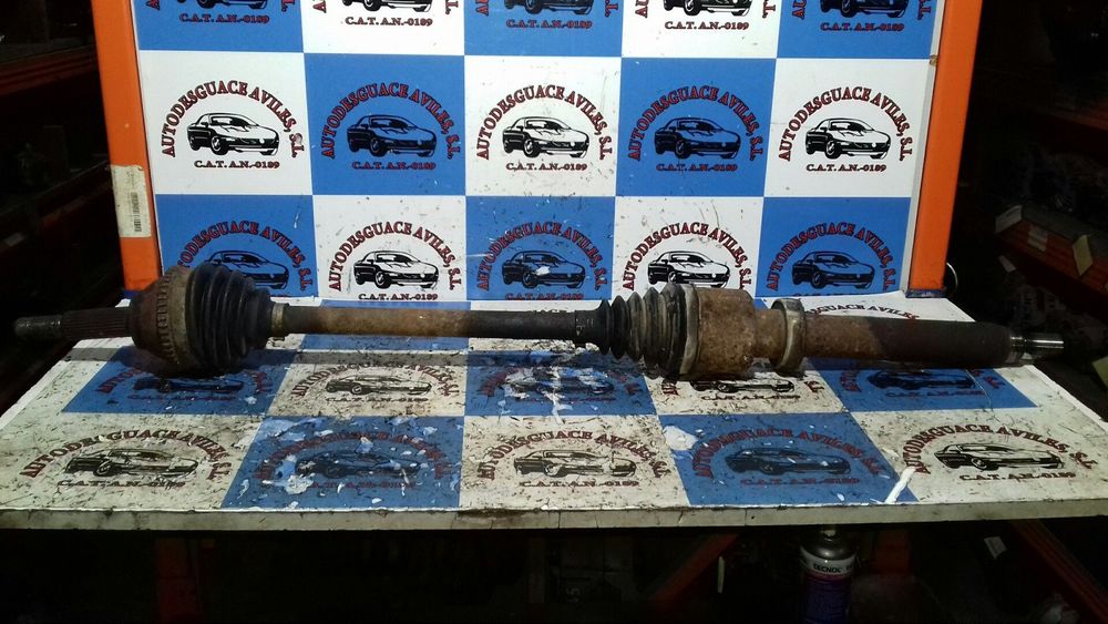 GUARDA-LAMAS FRENTE ESQUERDO KIA PICANTO 1.1 65CV 1086CC