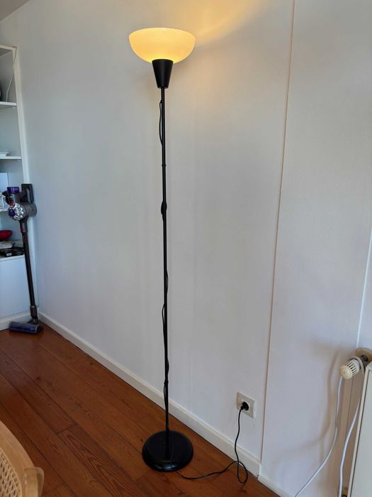 Iluminacão - IKEA Standing Lamp - TÅGARP