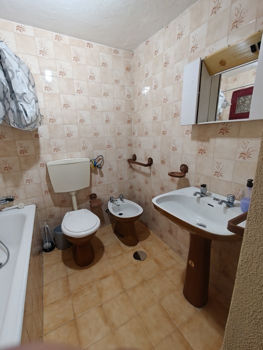 Quarto para arrendar em troviscal