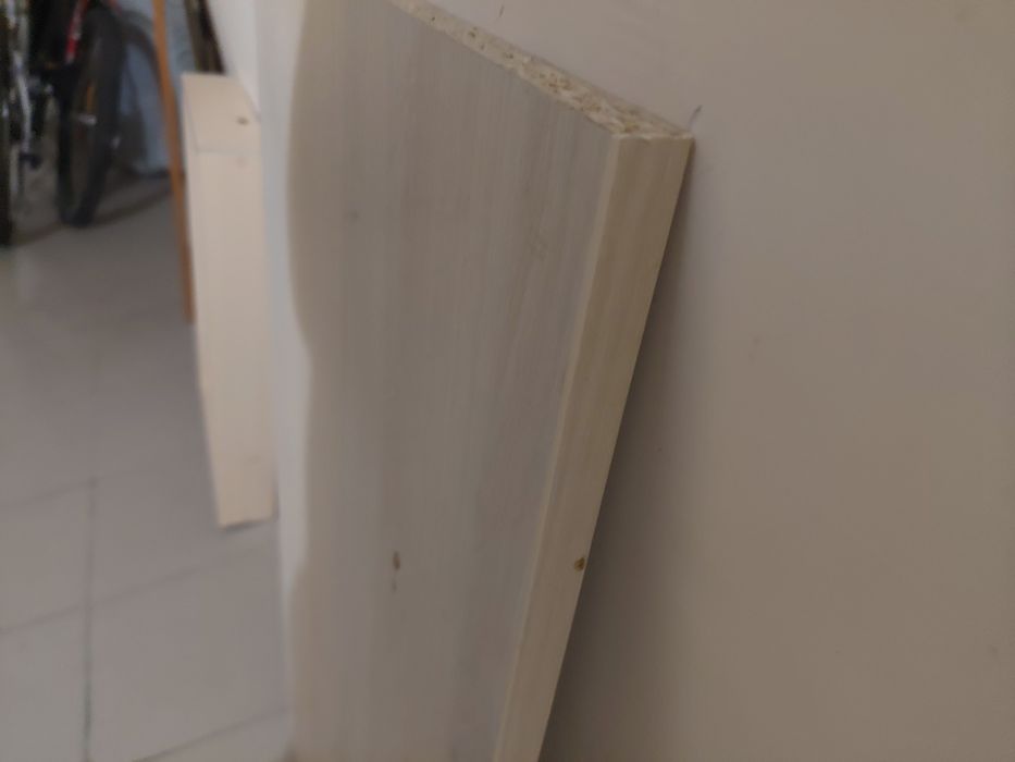 Продам  ДСП полки,дверцы Мдф