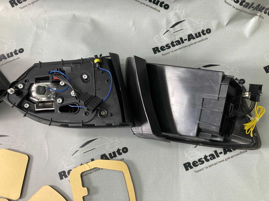 Стопы Задние фонари Volkswagen "Jetta MK6"12-14год.(Smoke) RSU