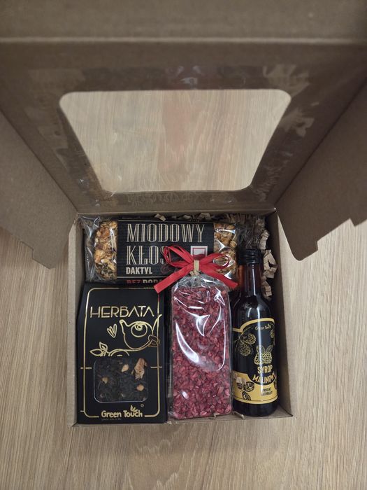 Zestaw prezentowy Green Touch -herbata, baton, syrop, czekolada