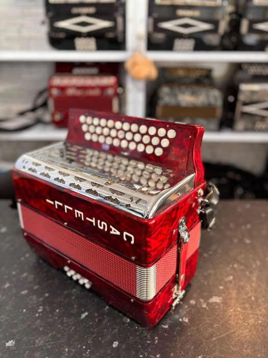 Concertina CASTELLI LA#RE#SOL# com oitavas