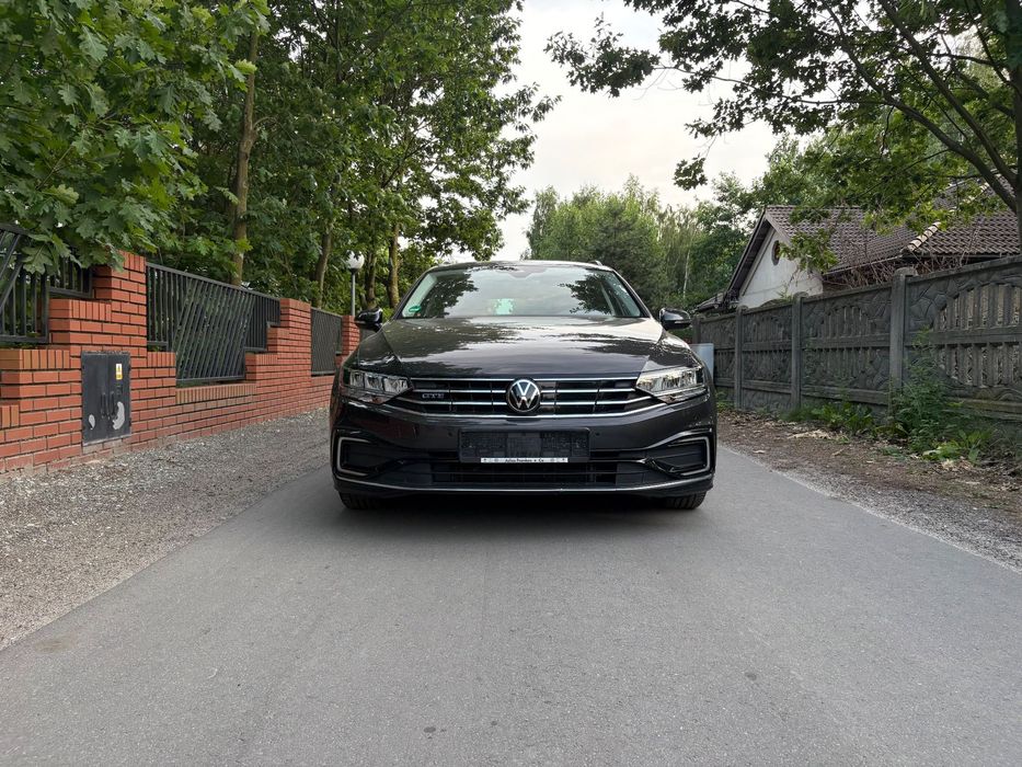 Volkswagen Passat GTE Hybryda Plug-In idealny