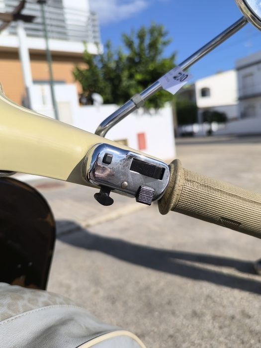 Mota Vespa 50s restaurada