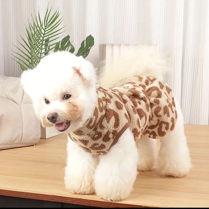 Жилетка- сукня для собачок, котиків.