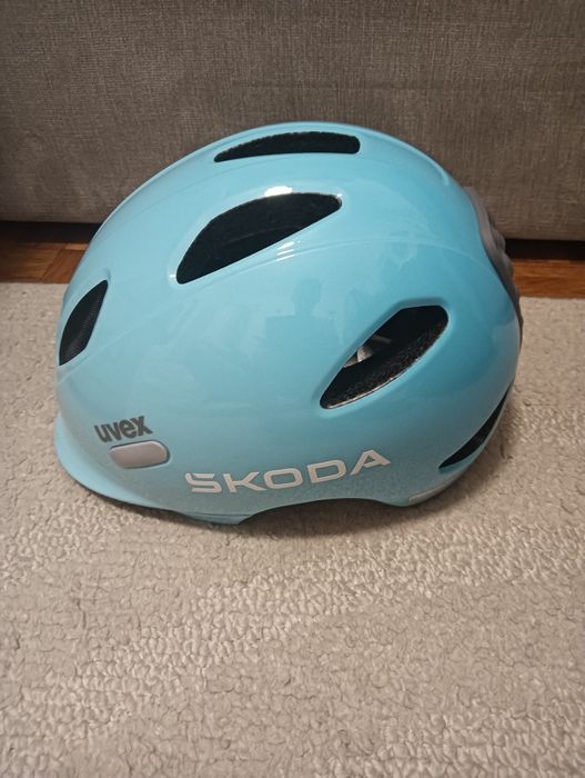 Nowy kask Uvex oyo (Skoda), kolor cloud blu