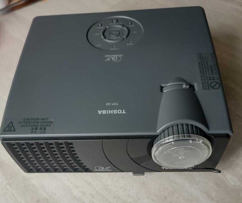 Фото Видео Проектор Toshiba TDP-8S