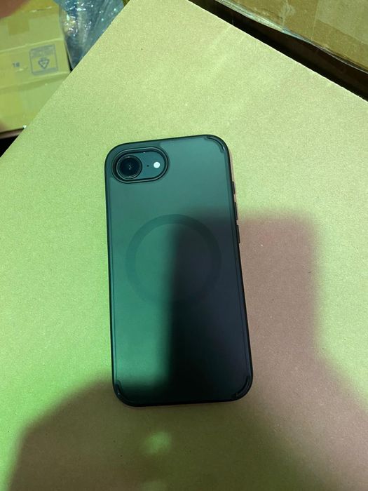 Iphone 16e, 128gb , em excelente estado