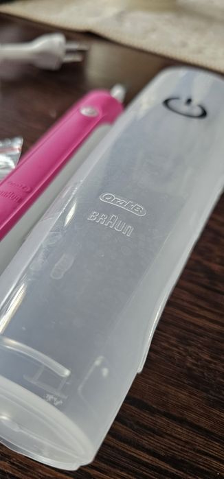 szczoteczka elektryczna Oral B