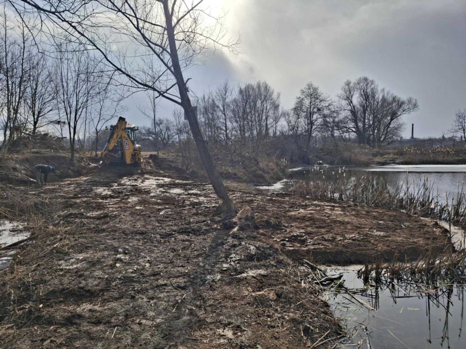 Ogrody Trawniki Prace ziemne Niwelacja terenu Usługi koparko ładowarką