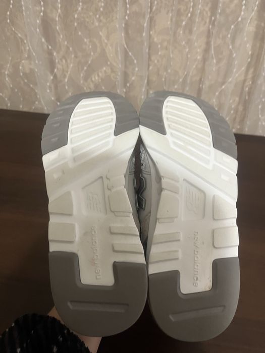 Жіночі кросівки New Balance 997h