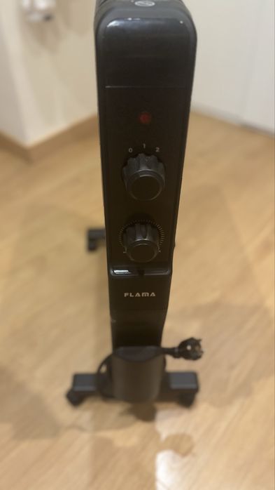 Aquecedor Mica Flama 2336FL | 2000 W - Preto