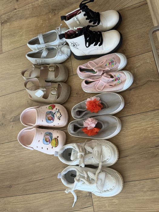 Duży Zestaw buty kozaczki kapcie sandalki rezerved 24 25 26 jesień