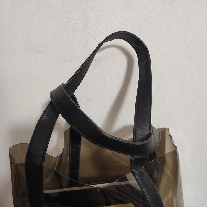 Transparentna torba na zakupy