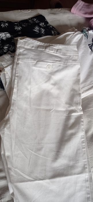 Białe Bermudy damskie Promod  S M