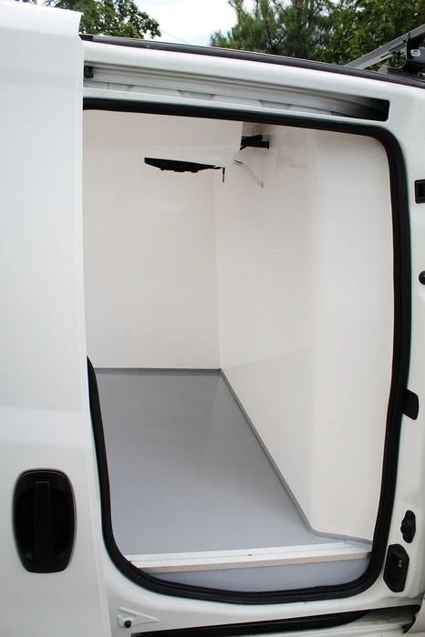 Fiat Doblo  Zabudowa Izotermiczna Chłodnia Mroźnia