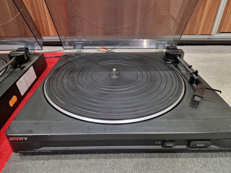 Gramofony Sony 2 szt komplet