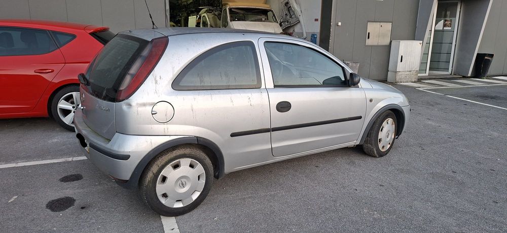 Opel corsa c para peças
