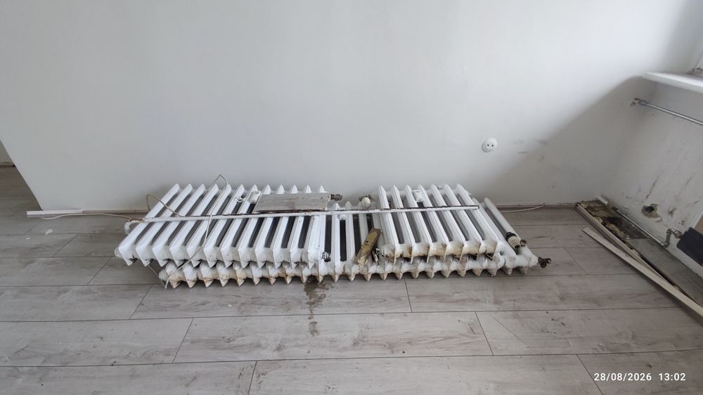 Oddam za darmo 3 stare grzejniki żeliwne PRL

Oddam za darmo 3