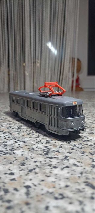 Tatra T3SU металл трёх дверная м-т №26  цвет серый металлик
