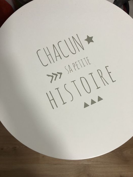 Estante para livros de criança