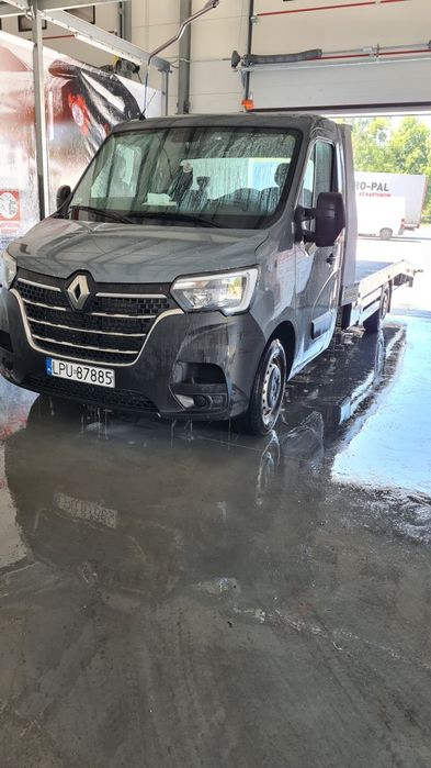 Pomoc drogowa autolaweta wynajem laweta holowanie przewóz towarów